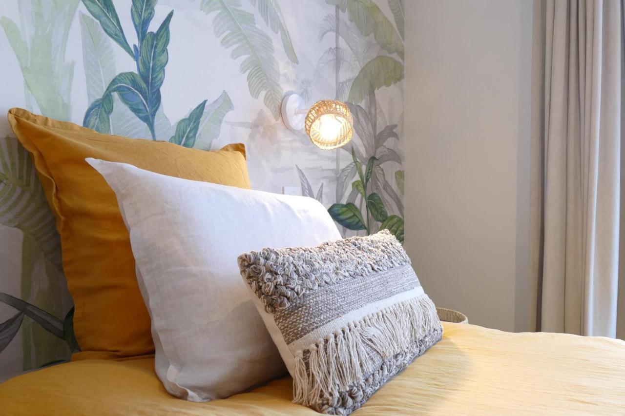 Les Agapanthes Bed & Breakfast Camphin-en-Pevele Exterior photo